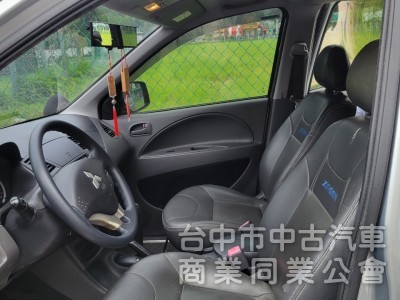 2014年 Zinger 2.4L 里程17萬，內裝乾淨，引擎健康，底盤無生鏽，載貨載人好幫手，0元交車。