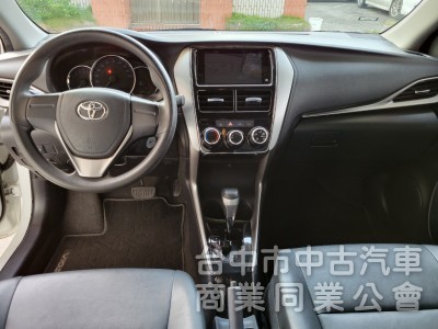 2018年 Vios 經典版，皮椅，鋁圈，電折，認證車，原廠保養，車況超棒，月付3999