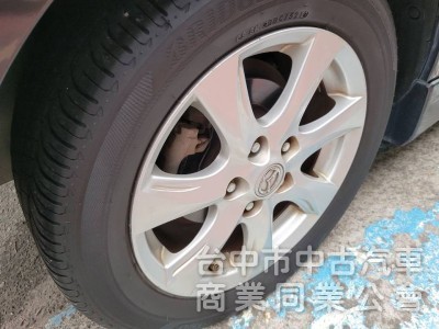 2010 年 馬三 2.0L 五門 一手車，ikey，恆溫，皮椅，定速，月付2000，操控佳，動力強。