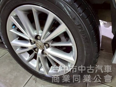 2014 年 Altis 1.8cc 恆溫，定速，原鈑件，無抽菸，可貸款