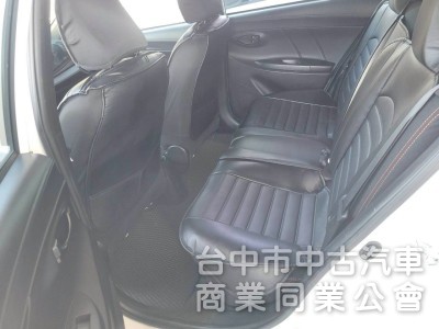 2015 年 豐田 Yaris 皮椅， 原鈑件，安卓機，倒車顯影，實車實價。