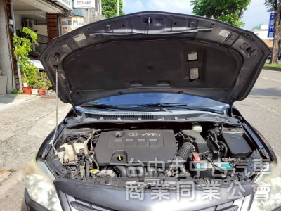 2010 年 10.5代 altis 小改款，恆溫，定速，七速變速箱，車內乾淨無抽菸。