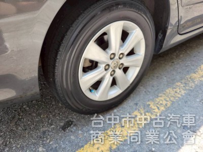 2010 年 10.5代 altis 小改款，恆溫，定速，七速變速箱，車內乾淨無抽菸。