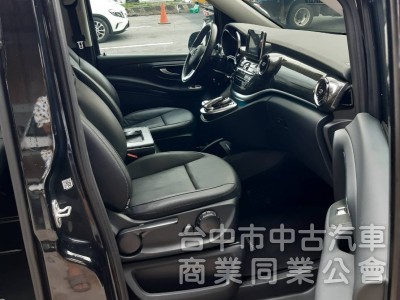 重光汽車  BENZ V250d-2017