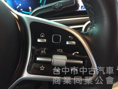 MATIC AMG 七人座 總代理 23P 環景 全景天窗｜一手家用車｜原鈑件認證車｜低利全額貸免頭款