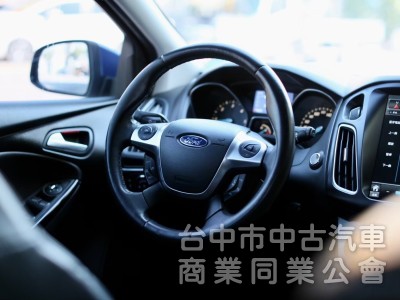 Ford Focus 5D 2015款 自手排 2.0L