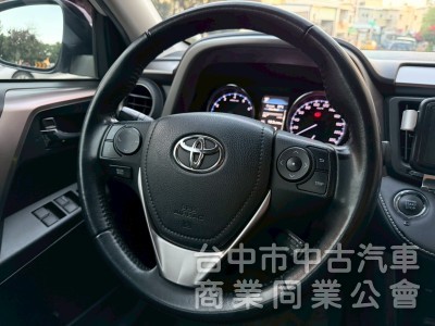 TOYOTA RAV4 /尊爵版