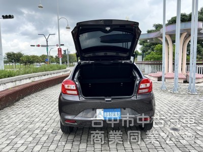 實車實價 里程保証 萊因鑑定 定速 恆溫 衛星導航 高階安卓機 Keyless