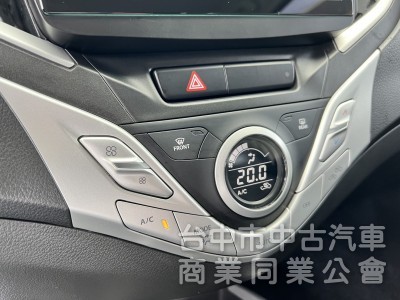 實車實價 里程保証 萊因鑑定 定速 恆溫 衛星導航 高階安卓機 Keyless