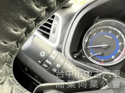 實車實價 里程保証 萊因鑑定 定速 恆溫 衛星導航 高階安卓機 Keyless