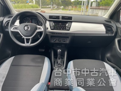 實車實價 里程保証 萊因鑑定 1.2T汽油渦輪 Combi旅行車 操控及安全兼具 省油省稅 大空間
