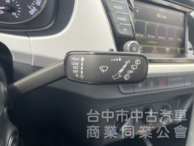 實車實價 里程保証 萊因鑑定 1.2T汽油渦輪 Combi旅行車 操控及安全兼具 省油省稅 大空間
