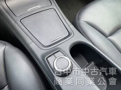 2014年 M-Benz B180 1.6T汽油渦輪 全新改款
