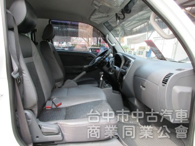 	2021年12月 卡旺雙廂 僅跑4萬多 新車保固中 車美好開 可全貸 歡迎賞車!!