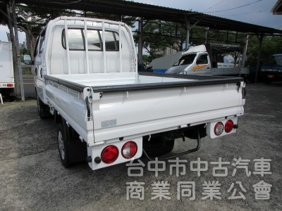 	2021年12月 卡旺雙廂 僅跑4萬多 新車保固中 車美好開 可全貸 歡迎賞車!!