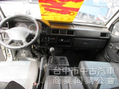 2010年得利卡 輪椅車