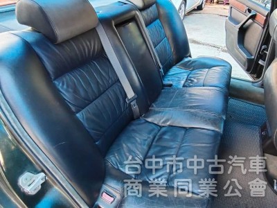 1989 BMW 730i 3.0 E32 經典藏綠