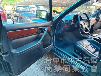 1989 BMW 730i 3.0 E32 經典藏綠