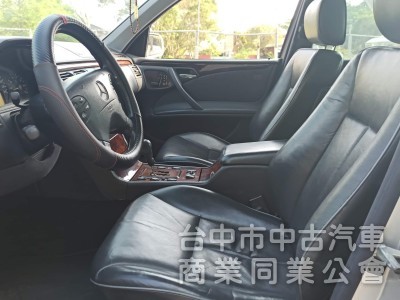 1999 Mercedes-Benz E240 2.0 W210