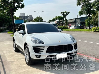 2015年 porsche  Mac an  2.0