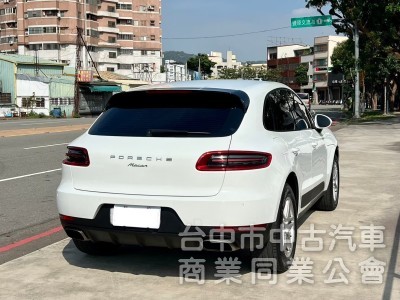 2015年 porsche  Mac an  2.0