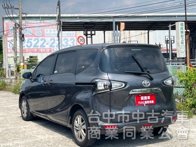 2022年 toyota   sienta  1.8 電動滑門 盲點 ikey 摸門  認證車