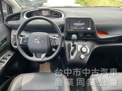 2022年 toyota   sienta  1.8 電動滑門 盲點 ikey 摸門  認證車