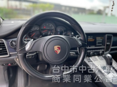 2011年 PORSCHE  panamera .3.6 BOSE音響 天窗 