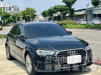 2020年AUDi  A3 SPORT back 1.4  