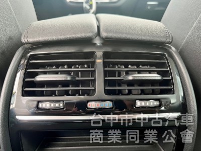 2019年 BMW 520i  5AT 自動跟車系統  盲點偵測  