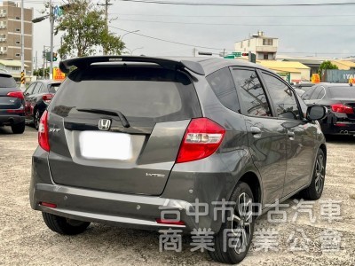 2013年 Honda  Fit 1.5 