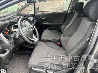 2013年 Honda  Fit 1.5 