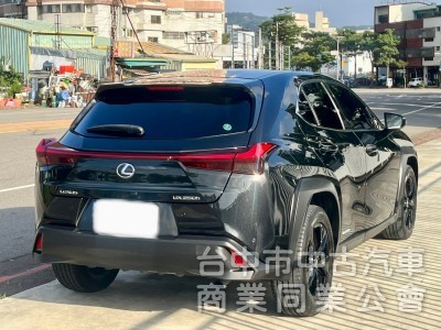 2021年 Lexus  ux 2.0 Acc跟車系統 