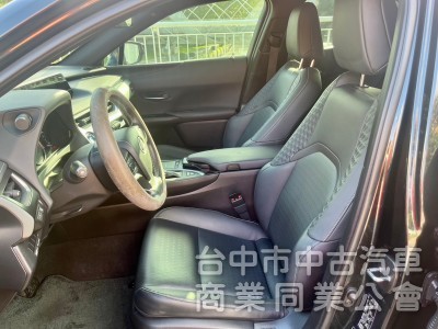 2021年 Lexus  ux 2.0 Acc跟車系統 