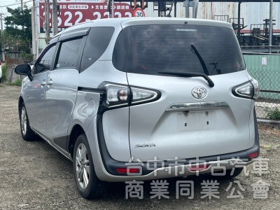 2021年 toyota  SIENTA  ikey 摸門 恆溫 定速  車道偏移  防撞輔助  電動滑門  