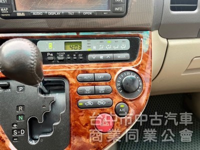 2005年 TOYOTA  Wish 2.0  7人座 