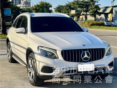 2016年  Benz  GLC300  2.0 