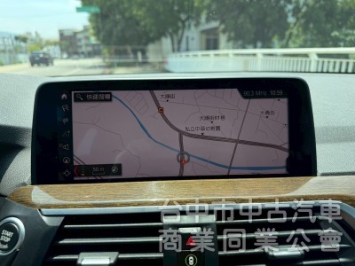 ikey 摸們  定速 全景天窗 電尾門 電動椅  方向盤加熱  車側盲點 車道偏移 電尾門  電動椅 