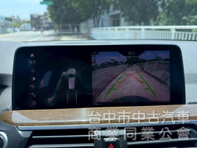 ikey 摸們  定速 全景天窗 電尾門 電動椅  方向盤加熱  車側盲點 車道偏移 電尾門  電動椅 