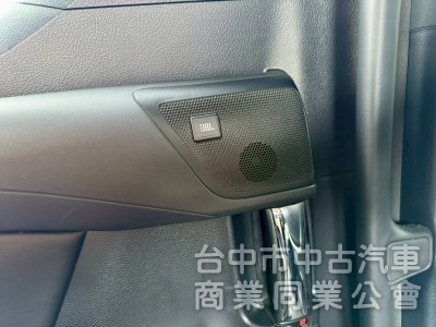 認證車  ikey  摸門  定速  電滑門電動椅冷熱通風 JBL音響   影音系統  4WD 電動椅  電動尾門  