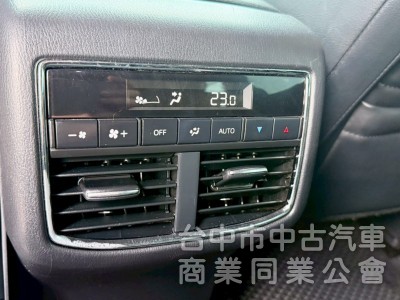 ikey  摸門  acc跟車定速   影音系統 BOSE音響   電動椅  電動尾門  