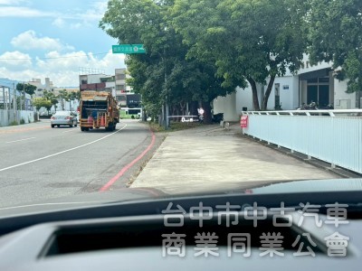 ikey  摸門  acc跟車定速   影音系統 BOSE音響   電動椅  電動尾門  