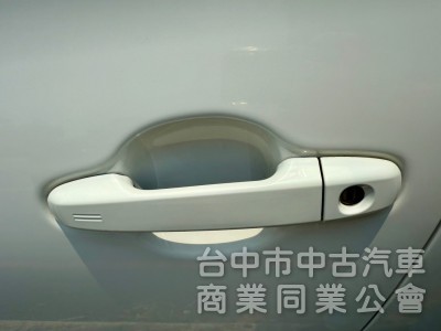 ikey  摸門   防碰撞輔助   行車偏移