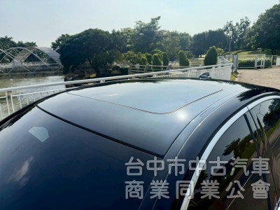 530i M-SPORT 小改款  ikey  摸門  5AU跟車 盲點  車道置中   電動椅  電動尾  HK音響 