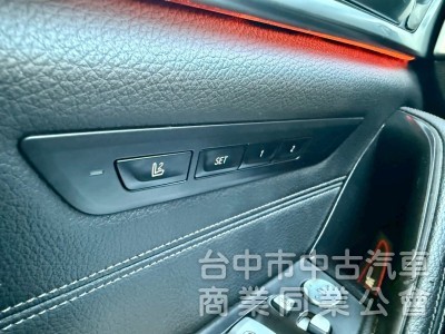 530i M-SPORT 小改款  ikey  摸門  5AU跟車 盲點  車道置中   電動椅  電動尾  HK音響 