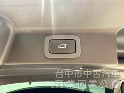 25T R-SPORT 內外套件  馬力250匹  ikey  摸門  定速   影音系統   