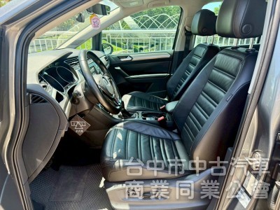   ikey  摸門  定速   三區恆溫 影音系統 電動椅 電尾門  