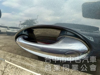   ikey  摸門  5au跟車定速   hk音響  影音系統   盲點 抬頭 電動椅 