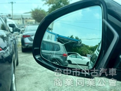   ikey  摸門  5au跟車定速   hk音響  影音系統   盲點 抬頭 電動椅 