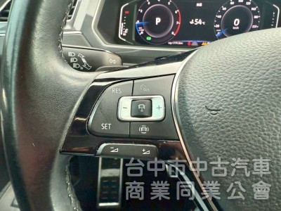 ikey  摸門  acc定速跟車  車道維持  360環景系統    電動椅  後做出風口  電尾門 